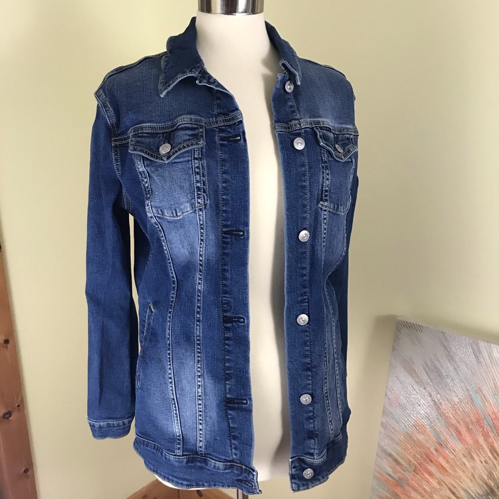 NWOT Lularoe Jaxon Jean Jacket - Embroidered Roses